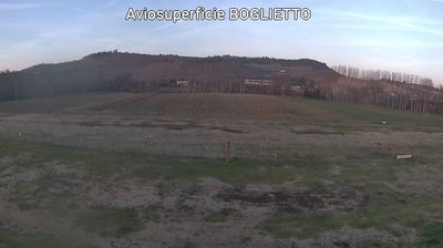 immagine della webcam nei dintorni di Magliano Alfieri: webcam Costigliole d'Asti