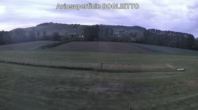 immagine della webcam nei dintorni di Magliano Alfieri: webcam Costigliole d'Asti