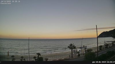 immagine della webcam nei dintorni di Cipressa: webcam Laigueglia