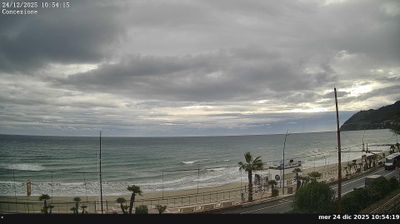 immagine della webcam nei dintorni di Diano Marina: webcam Laigueglia