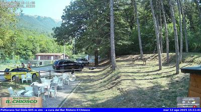 immagine della webcam nei dintorni di Sant'Eufemia a Maiella: webcam Pettorano sul Gizio