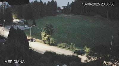 immagine della webcam nei dintorni di Mandello del Lario: webcam Piani Resinelli