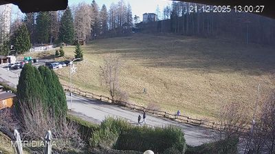 immagine della webcam nei dintorni di Piani d'Erna: webcam Piani Resinelli