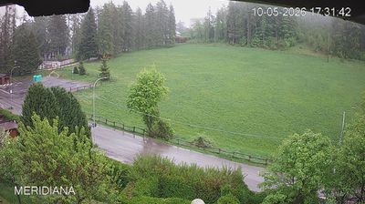 immagine della webcam nei dintorni di Suello: webcam Piani Resinelli