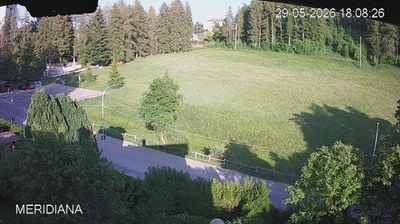 immagine della webcam nei dintorni di San Primo: webcam Piani Resinelli