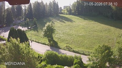 immagine della webcam nei dintorni di Mandello del Lario: webcam Piani Resinelli