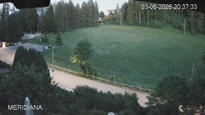 immagine della webcam nei dintorni di Perledo: webcam Piani Resinelli