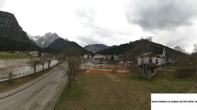 immagine della webcam nei dintorni di Calalzo di Cadore: webcam Santo Stefano di Cadore
