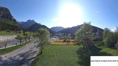 immagine della webcam nei dintorni di San Pietro di Cadore: webcam Santo Stefano di Cadore