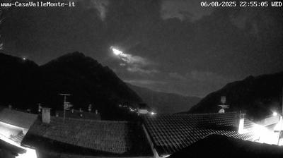 immagine della webcam nei dintorni di Dosso del Liro: webcam Cusino