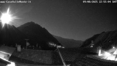 immagine della webcam nei dintorni di Casasco d'Intelvi: webcam Cusino
