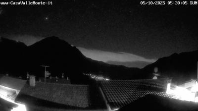immagine della webcam nei dintorni di Vercana: webcam Cusino