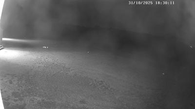 immagine della webcam nei dintorni di Castagneto Po: webcam Castelnuovo Don Bosco