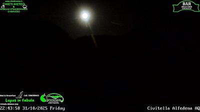 immagine della webcam nei dintorni di Acquaviva d'Isernia: webcam Civitella Alfedena