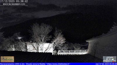 immagine della webcam nei dintorni di Carpineto della Nora: webcam Sant'Eufemia a Maiella