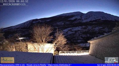 immagine della webcam nei dintorni di Ortona dei Marsi: webcam Roccacaramanico