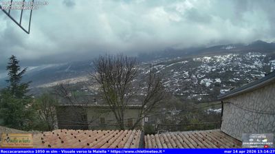 immagine della webcam nei dintorni di Carpineto della Nora: webcam Roccacaramanico