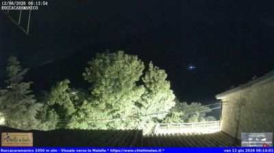 immagine della webcam nei dintorni di Ortona dei Marsi: webcam Roccacaramanico