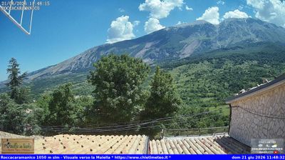 immagine della webcam nei dintorni di Ortona dei Marsi: webcam Roccacaramanico
