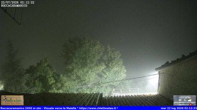immagine della webcam nei dintorni di Carpineto della Nora: webcam Sant'Eufemia a Maiella