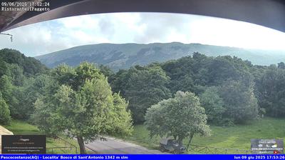 immagine della webcam nei dintorni di Pettorano sul Gizio: webcam Rocca Pia