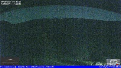 immagine della webcam nei dintorni di Cansano: webcam Rocca Pia