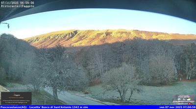 immagine della webcam nei dintorni di Pescopennataro: webcam Rocca Pia