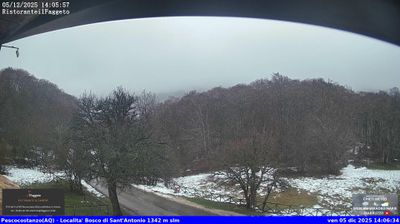 immagine della webcam nei dintorni di Rivisondoli: webcam Rocca Pia