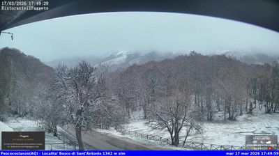 immagine della webcam nei dintorni di Rionero Sannitico: webcam Rocca Pia