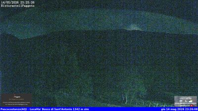 immagine della webcam nei dintorni di Salle: webcam Rocca Pia