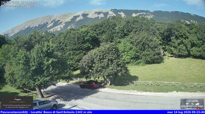immagine della webcam nei dintorni di Scontrone: webcam Rocca Pia