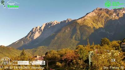 immagine della webcam nei dintorni di Pizzoli: webcam Casale San Nicola (alto)