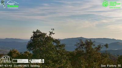immagine della webcam nei dintorni di Villa Celiera: webcam Isola del Gran Sasso d'Italia
