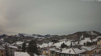 immagine della webcam nei dintorni di Montecalvo in Foglia: webcam Montecopiolo