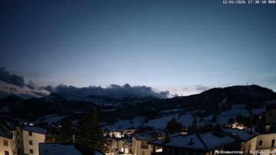 immagine della webcam nei dintorni di Montecalvo in Foglia: webcam Montecopiolo