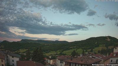 immagine della webcam nei dintorni di Roncofreddo: webcam Montecopiolo