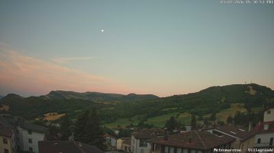 immagine della webcam nei dintorni di Perticara di Novafeltria: webcam Montecopiolo