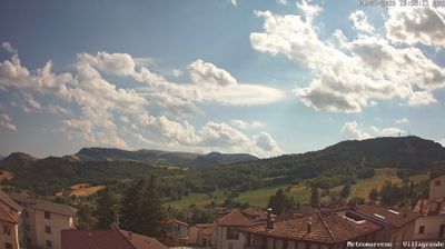 immagine della webcam nei dintorni di Montecalvo in Foglia: webcam Montecopiolo