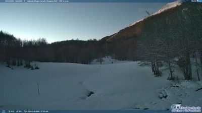 immagine della webcam nei dintorni di Monte Sirino: webcam Sanza