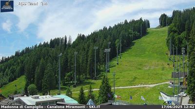 Preview delle webcam di Pinzolo › Sud-Ovest