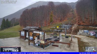 immagine della webcam nei dintorni di Roio del Sangro: webcam Campo di Giove