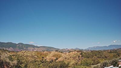 immagine della webcam nei dintorni di Camigliatello Silano: webcam Torano Castello