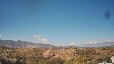 immagine della webcam nei dintorni di Camigliatello Silano: webcam Torano Castello