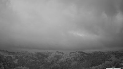 immagine della webcam nei dintorni di Spezzano della Sila: webcam Torano Castello