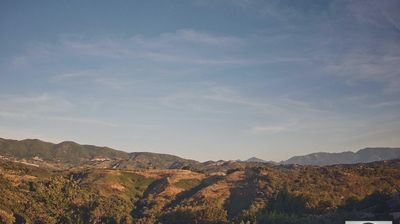 immagine della webcam nei dintorni di Spezzano della Sila: webcam Torano Castello