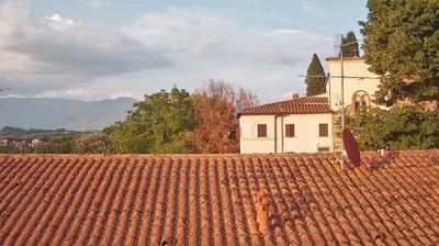immagine della webcam nei dintorni di Firenze Peretola: webcam Montevarchi