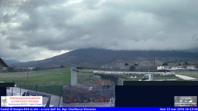 immagine della webcam nei dintorni di San Donato Val di Comino: webcam Castel di Sangro