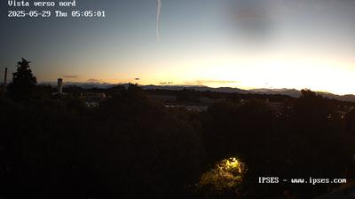 immagine della webcam nei dintorni di Milano San Marco: webcam Garbagnate Milanese