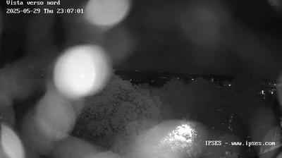 immagine della webcam nei dintorni di Robecco sul Naviglio: webcam Garbagnate Milanese
