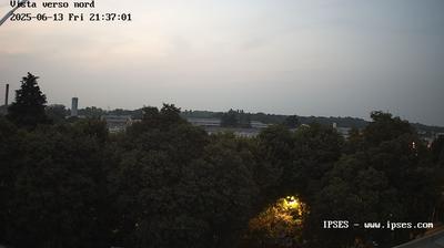 immagine della webcam nei dintorni di Milano Sant'Ambrogio: webcam Garbagnate Milanese